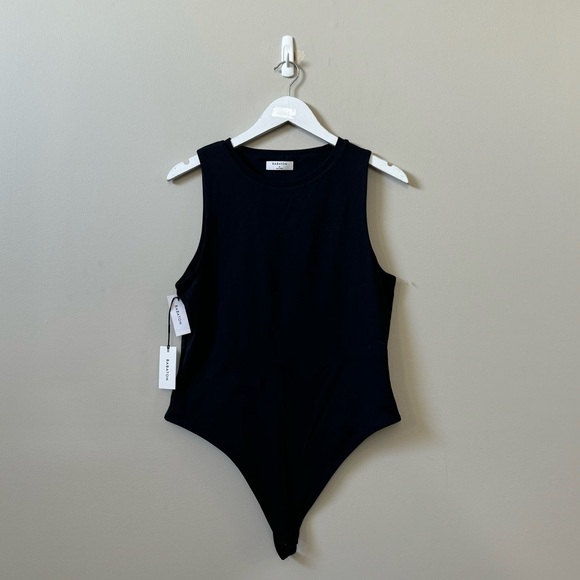 Babaton Tops - Babaton Aritzia (NEW W/ TAG) Contour Muscle sleeveless bodysuit - Black